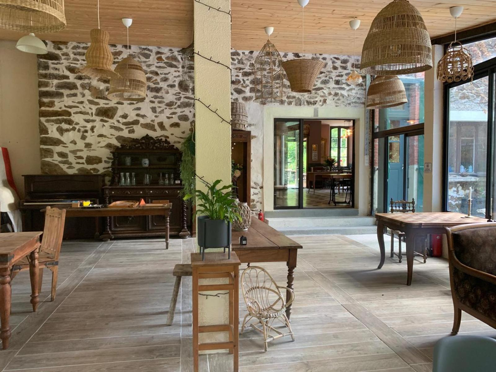 Gites Libellule At Auberge De L'Arac, Bar, Restaurant Aleu Екстериор снимка