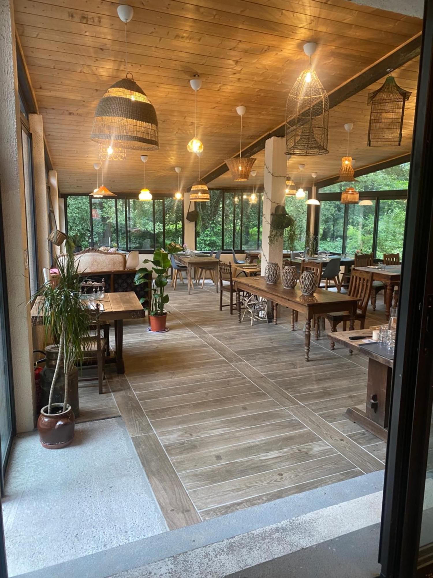 Gites Libellule At Auberge De L'Arac, Bar, Restaurant Aleu Екстериор снимка